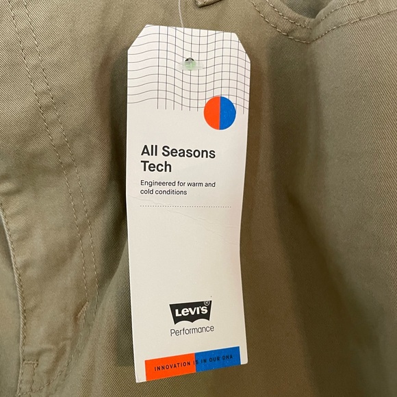 Levi's NWT Men’s 511 Slim Stretch All Seasons Tech Pants.
Size 40/30 - Picture 12 of 14